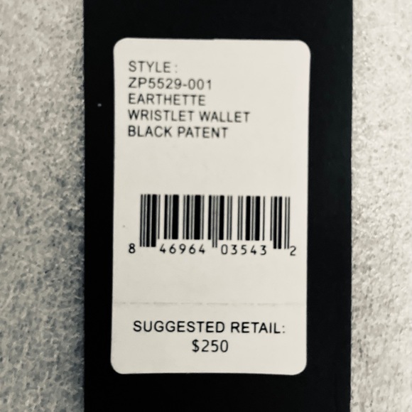 ZAC POSEN EARTHETTE PATENT LEATHER WRISTLET WALLET - Picture 6 of 6